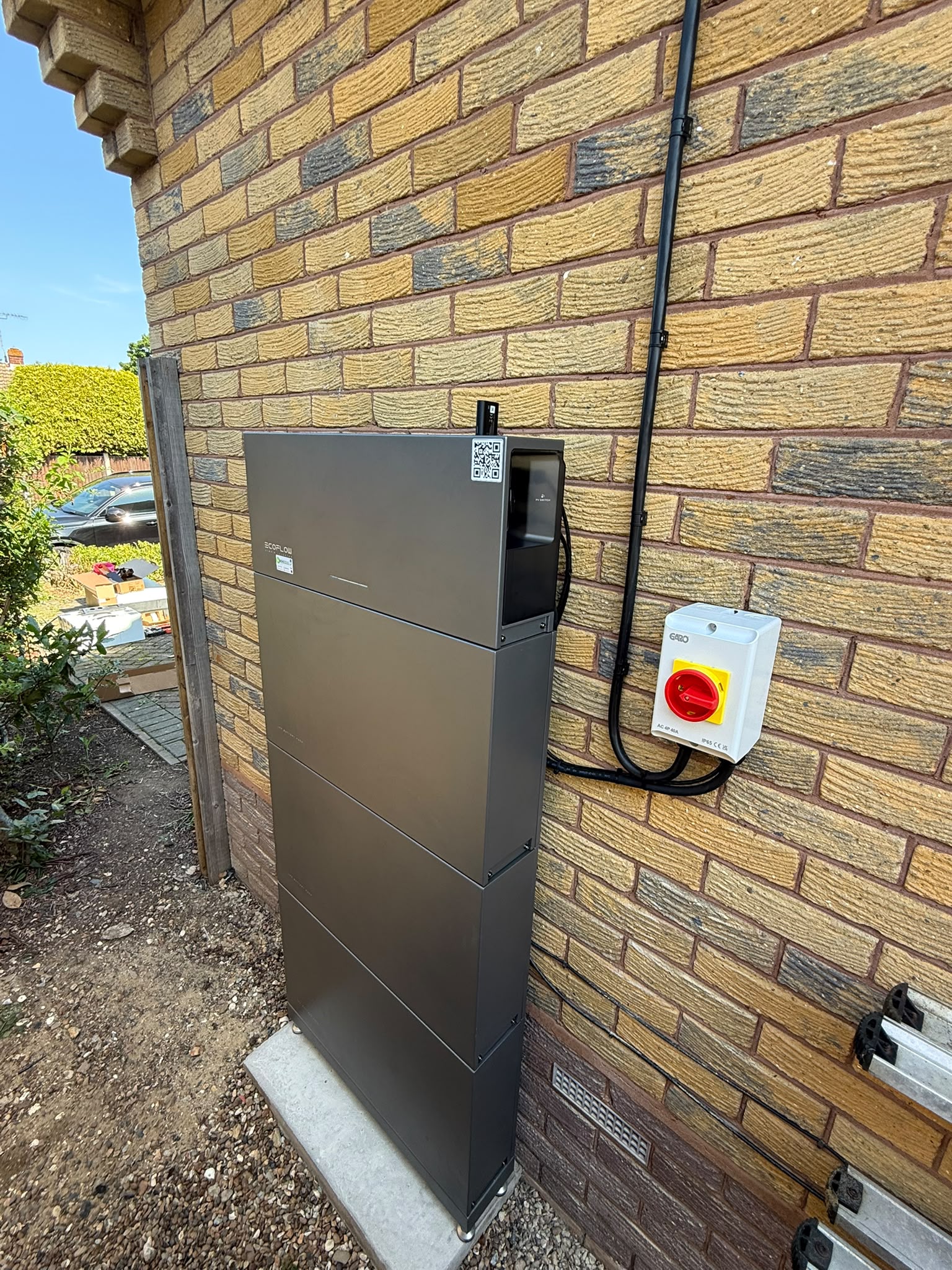 EcoFlow PowerOcean battery storage stack installed by WH Renewables